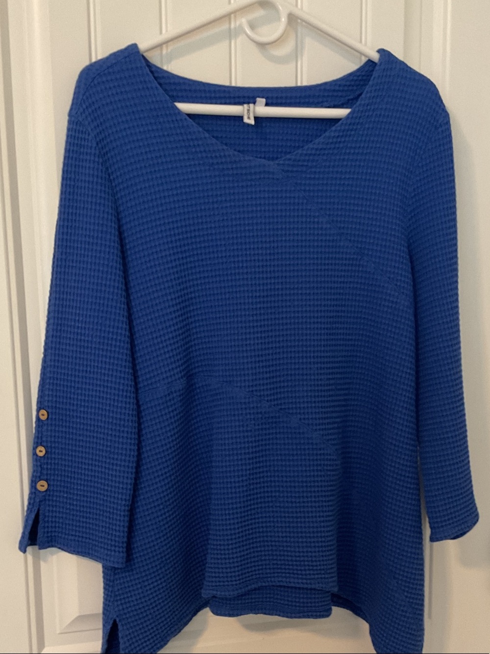 Women's Waffle-Knit V-Neck Tunic Top in Royal Blue